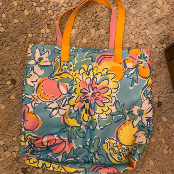 Lilly Pulitzer tote Bag by Ester Lauder - Picture 3 of 3